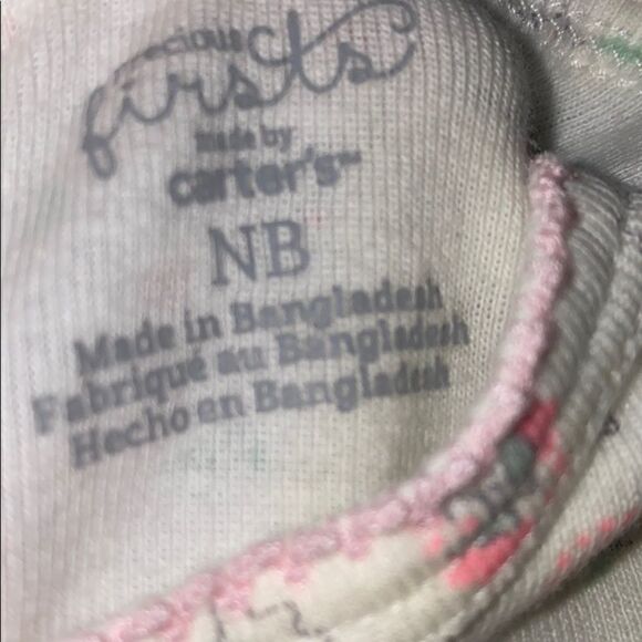 Carters New Born    - Picture 3 of 3